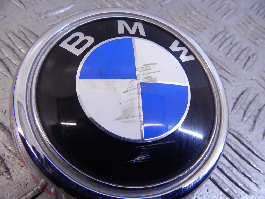 Эмблема (значок) BMW X3 (F25) купить в России