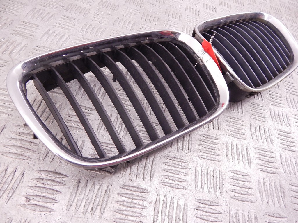 Решетка радиатора BMW 5-Series (E39) купить в России