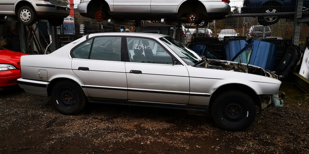 BMW 5series (E34) седан задний КПП 5ст. 1990 2.5 бензин