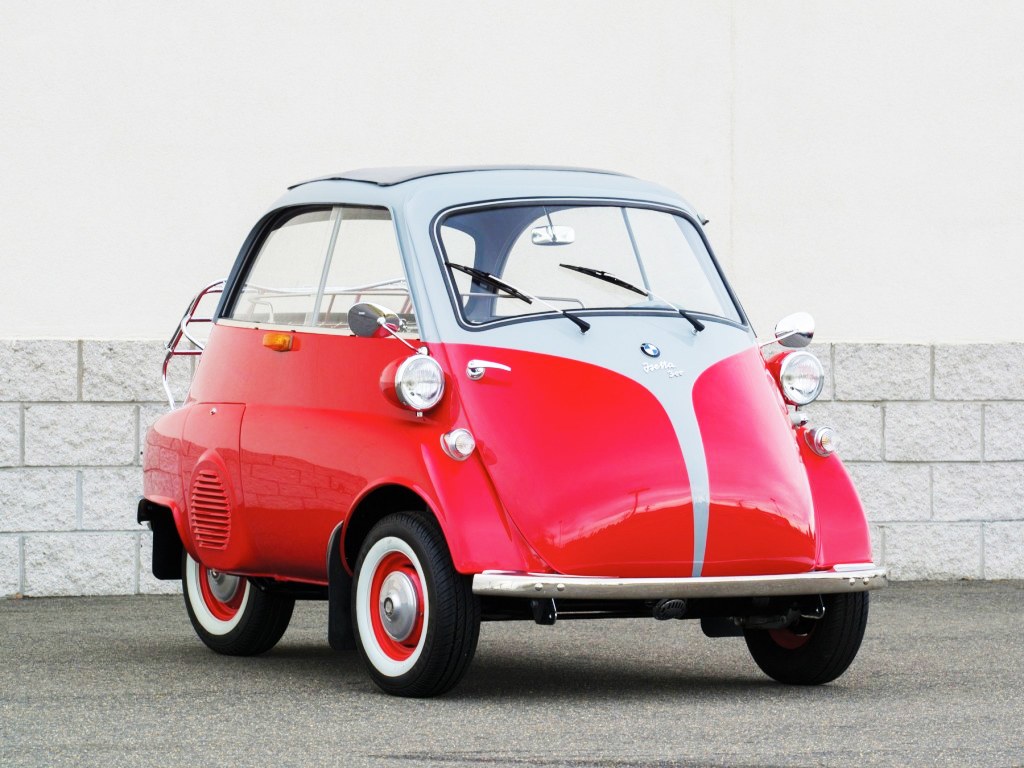 Электрокары, реинкарнация BMW Isetta и отзыв старых BMW 3 серии