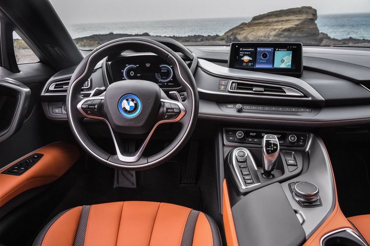 bmw i8 roadster 3